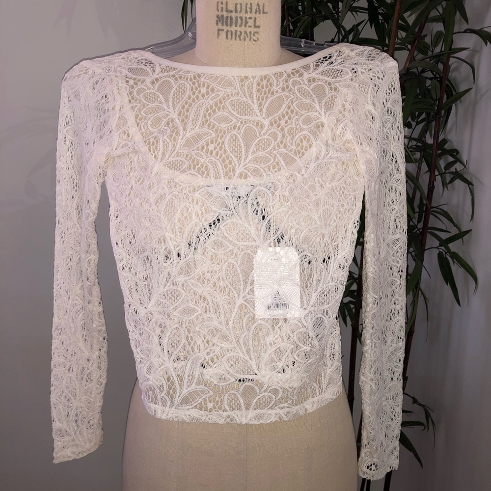 🌟NWT OBEY Cream Lara Lace Top Sz XS